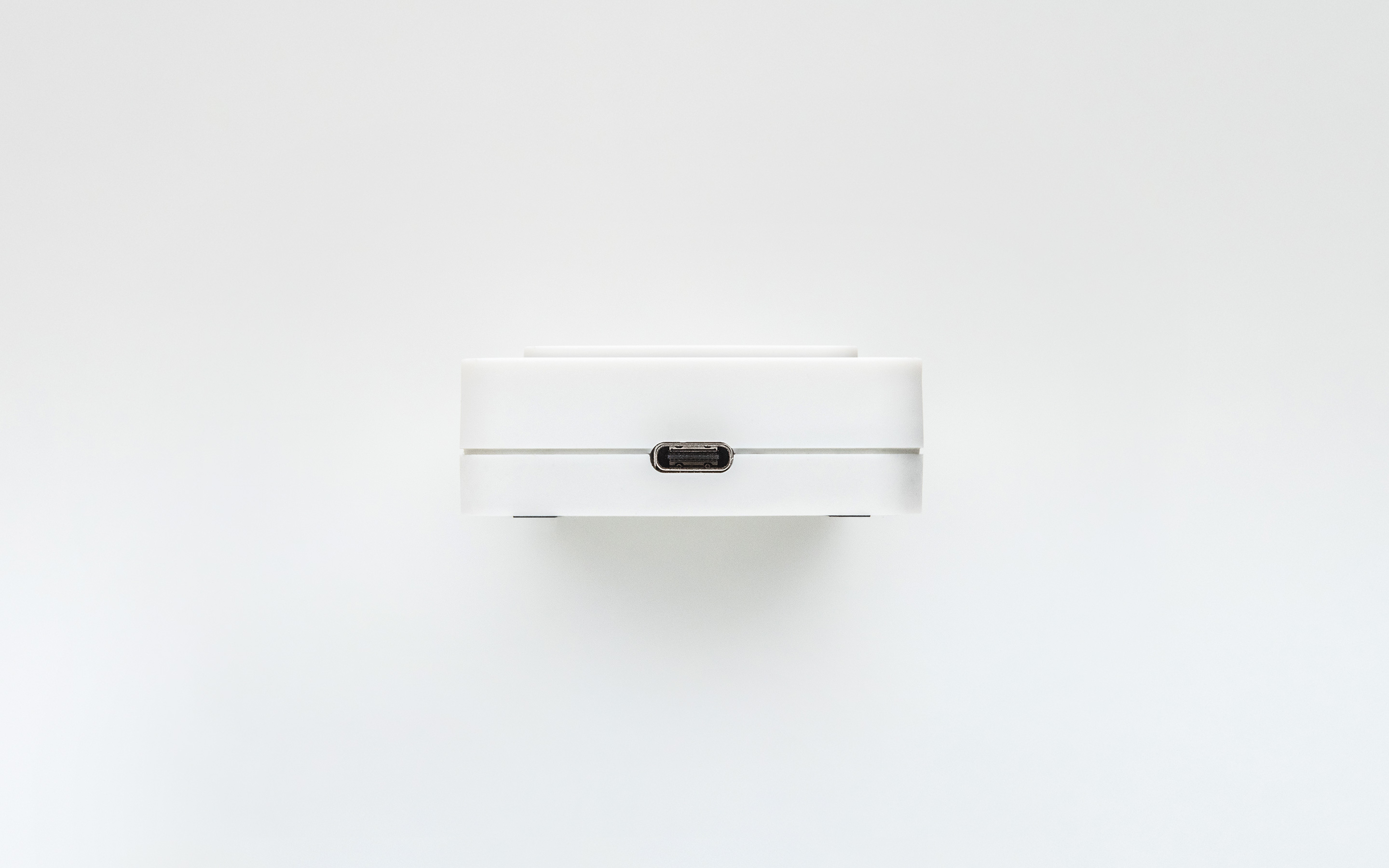 plus-2020-back-jpg-silver-gen-02 plus_2020_back.jpg